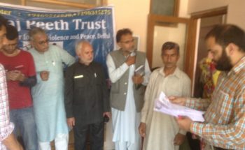 Swarajpeeth contribution in Kashmir Relief