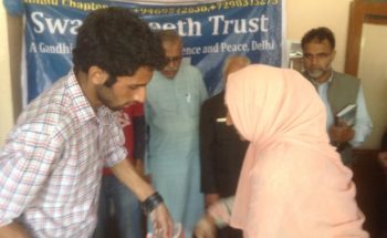 Swarajpeeth contribution in Kashmir Relief