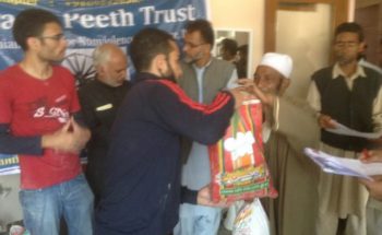 Swarajpeeth contribution in Kashmir Relief