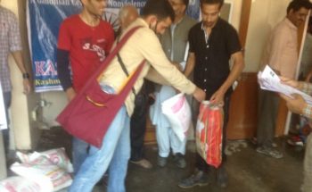 Swarajpeeth contribution in Kashmir Relief